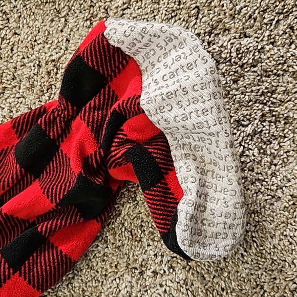 LN Carter's kids size 10 fleece buffalo check pajamas - Picture 3 of 4